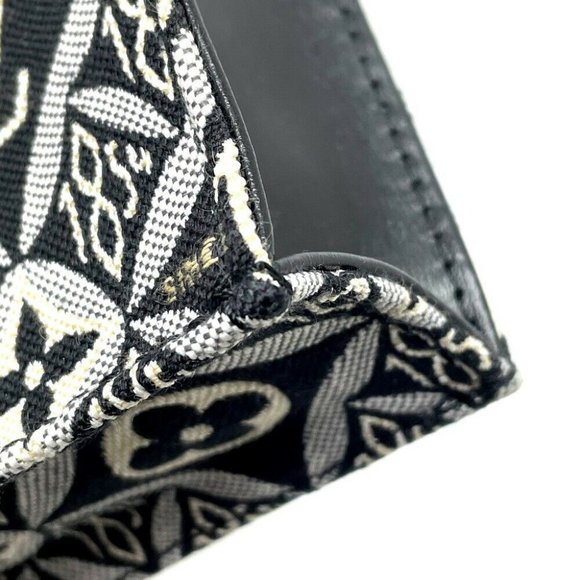 AUTHENTIC LOUIS VUITTON M80484 Monogram jacquard SINCE 1854 Petit Sac Plat 2WAY - Picture 6 of 8